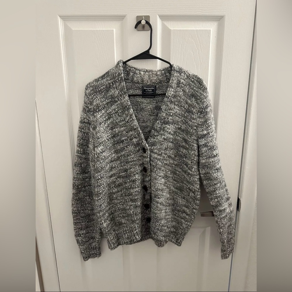 Abercrombie & Fitch Sweater Women’s M Medium Gray Cardigan With Buttons